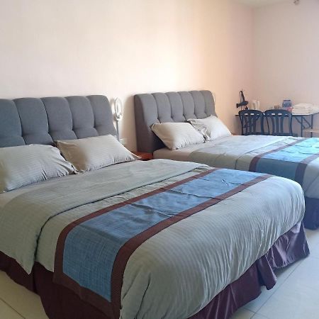 De Benz Inn ملقا المظهر الخارجي الصورة