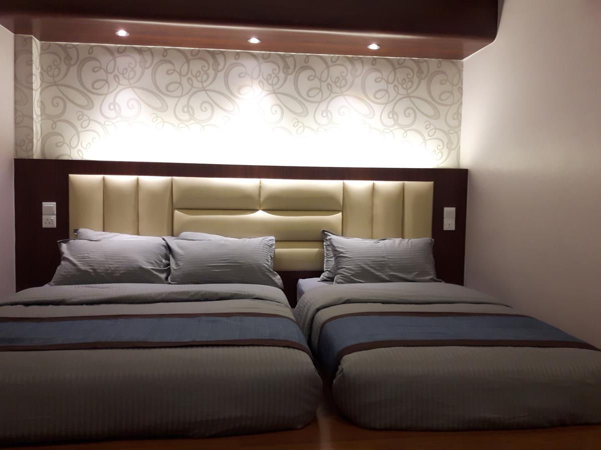 De Benz Inn ملقا المظهر الخارجي الصورة